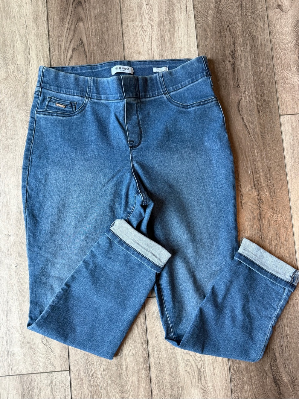 Nine West- Heidi Pull-On Crop (12)